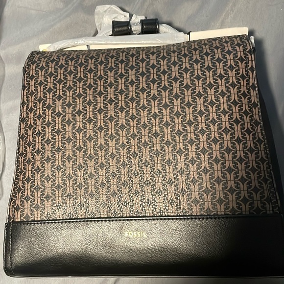 Fossil Elina Convertible Small Backpack Crossbody Multi function Purse Bag - Picture 1 of 7